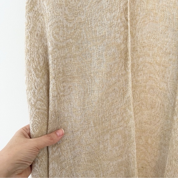 Luxury Wrap / Beach Coverup made in Italy NWOT - Picture 6 of 7